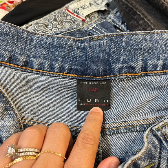 Vintage FUBU Women’s Rhinestone Boot Cut‎ Jeans – Y2K Medium Wash (Size 5/6) - Picture 4 of 4